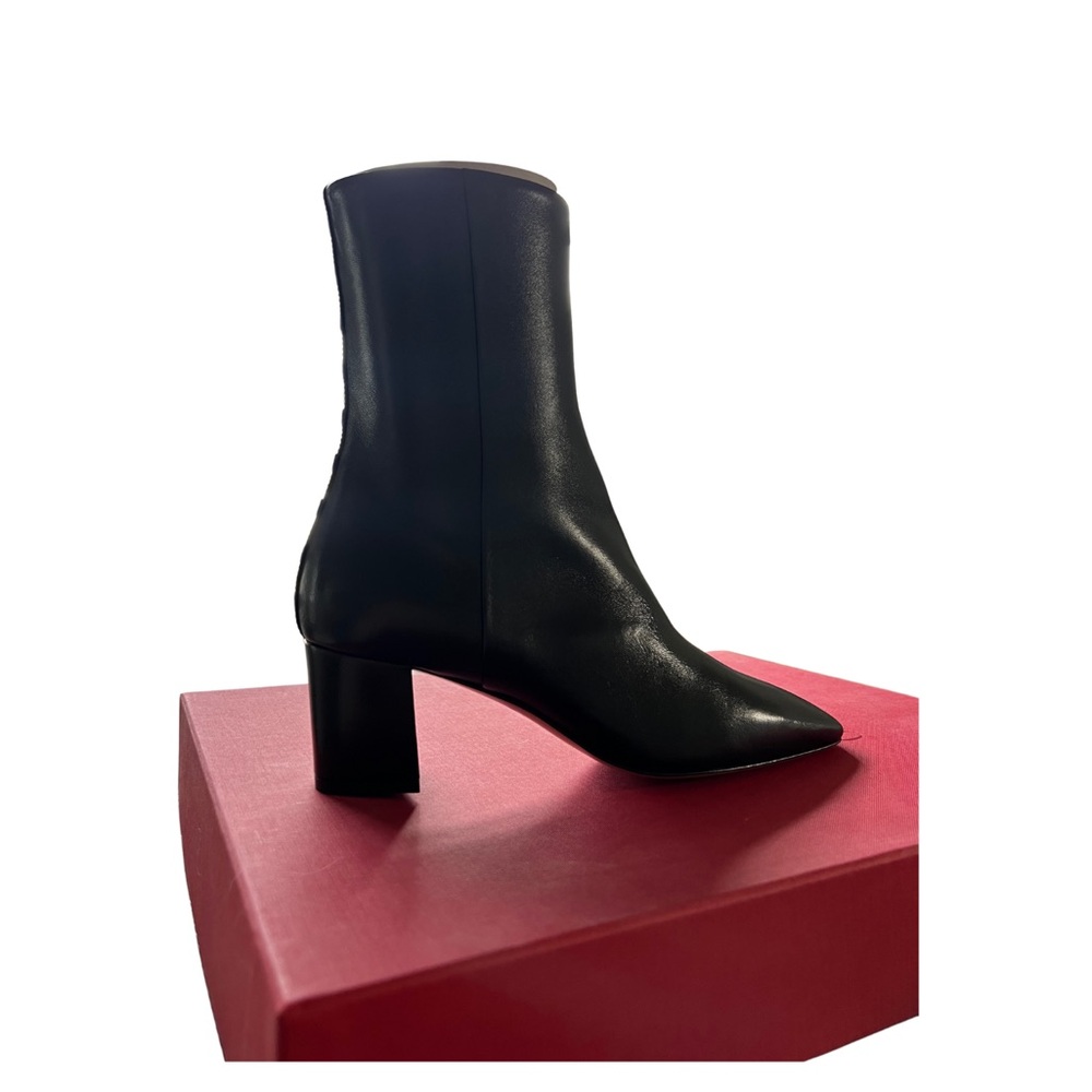 VALENTINO Black Rockstud Leather Ankle Boots